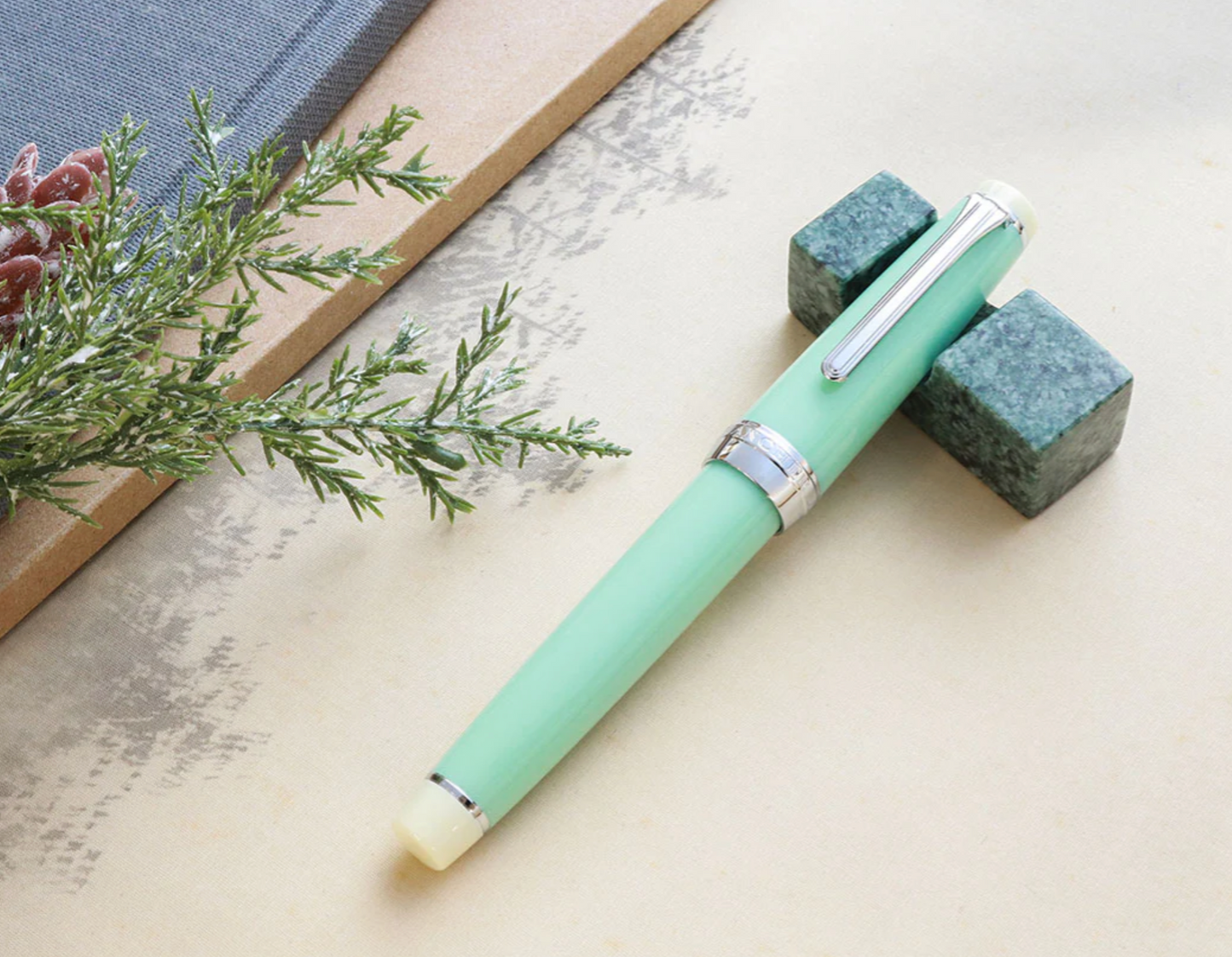 WANCHER × SAILOR Professional Gear Fountain Pen " JADE " 21K Nib
