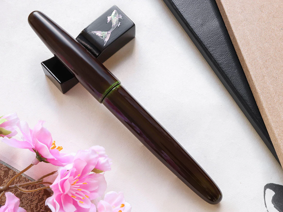 Wancher Dream Fountain Pen | TRUE URUSHI - HEKI TAMENURI