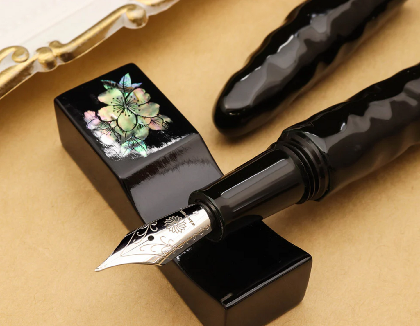 Wancher Dream Fountain Pen | AIZU URUSHI - KIKKOU-NURI - MIDORITAMENURI