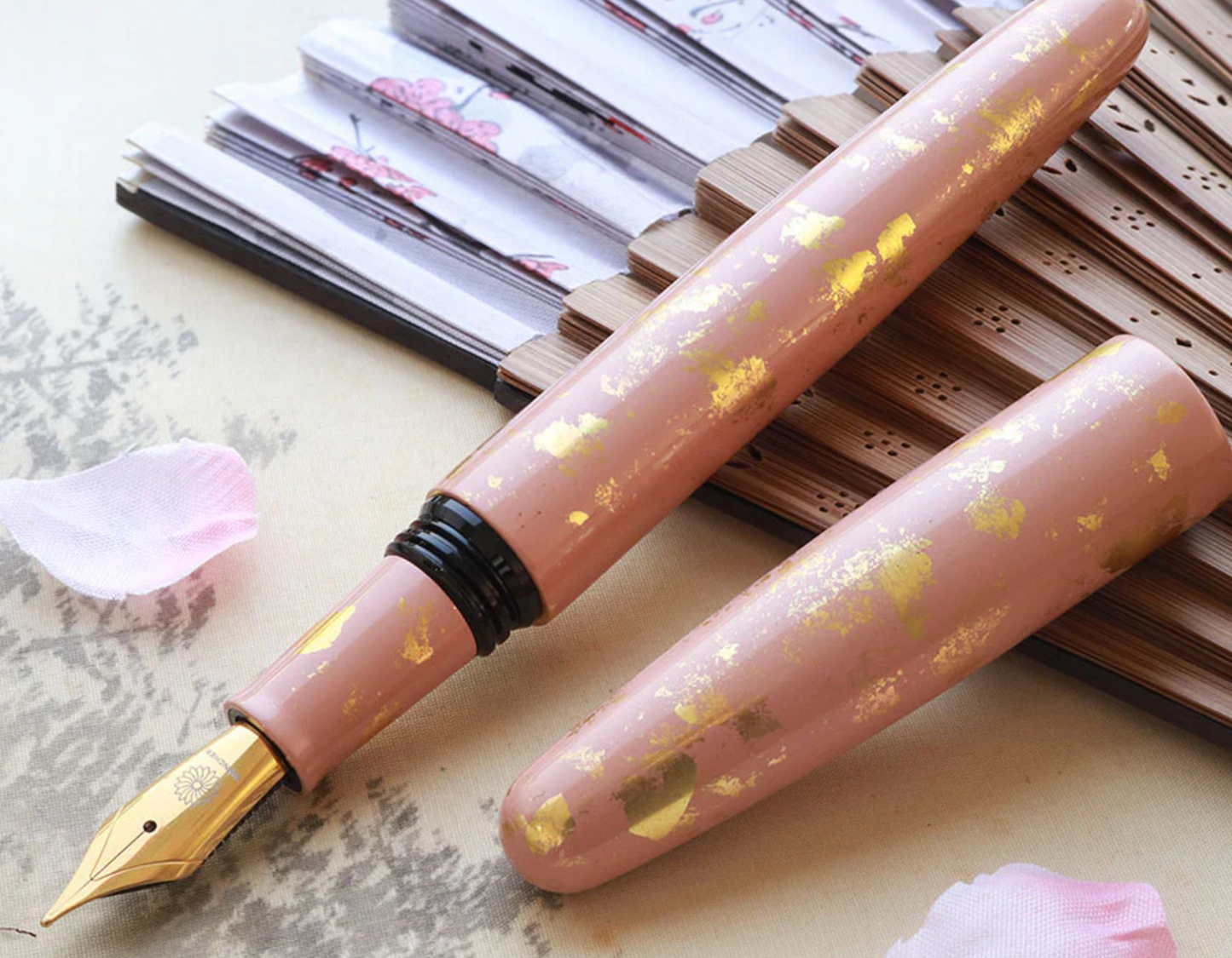 Wancher Dream Fountain Pen | Kyoto Urushi Kotoiro - Kyoto Cherry Blossom