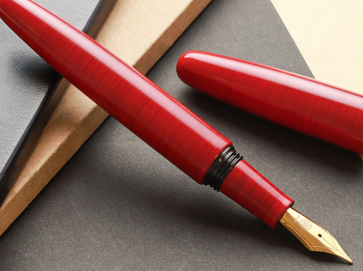 Wancher Dream Fountain Pen | AIZU URUSHI - KOMA -Nuri