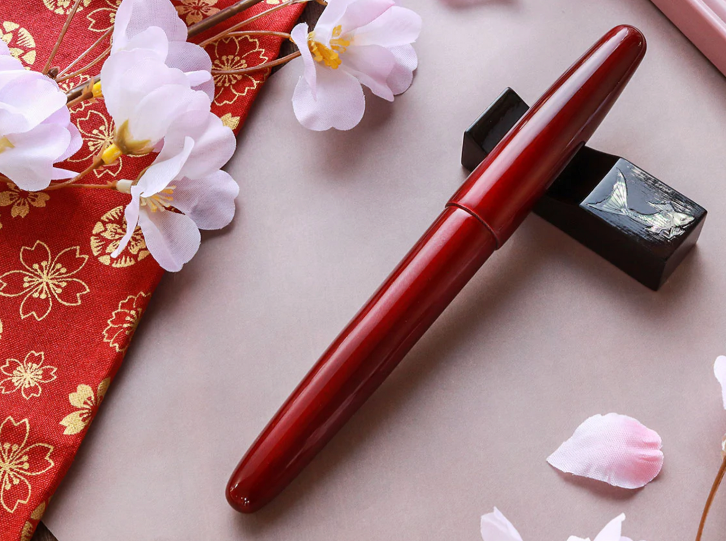 Wancher Dream Fountain Pen | AIZU URUSHI - Tamamushi-nuri