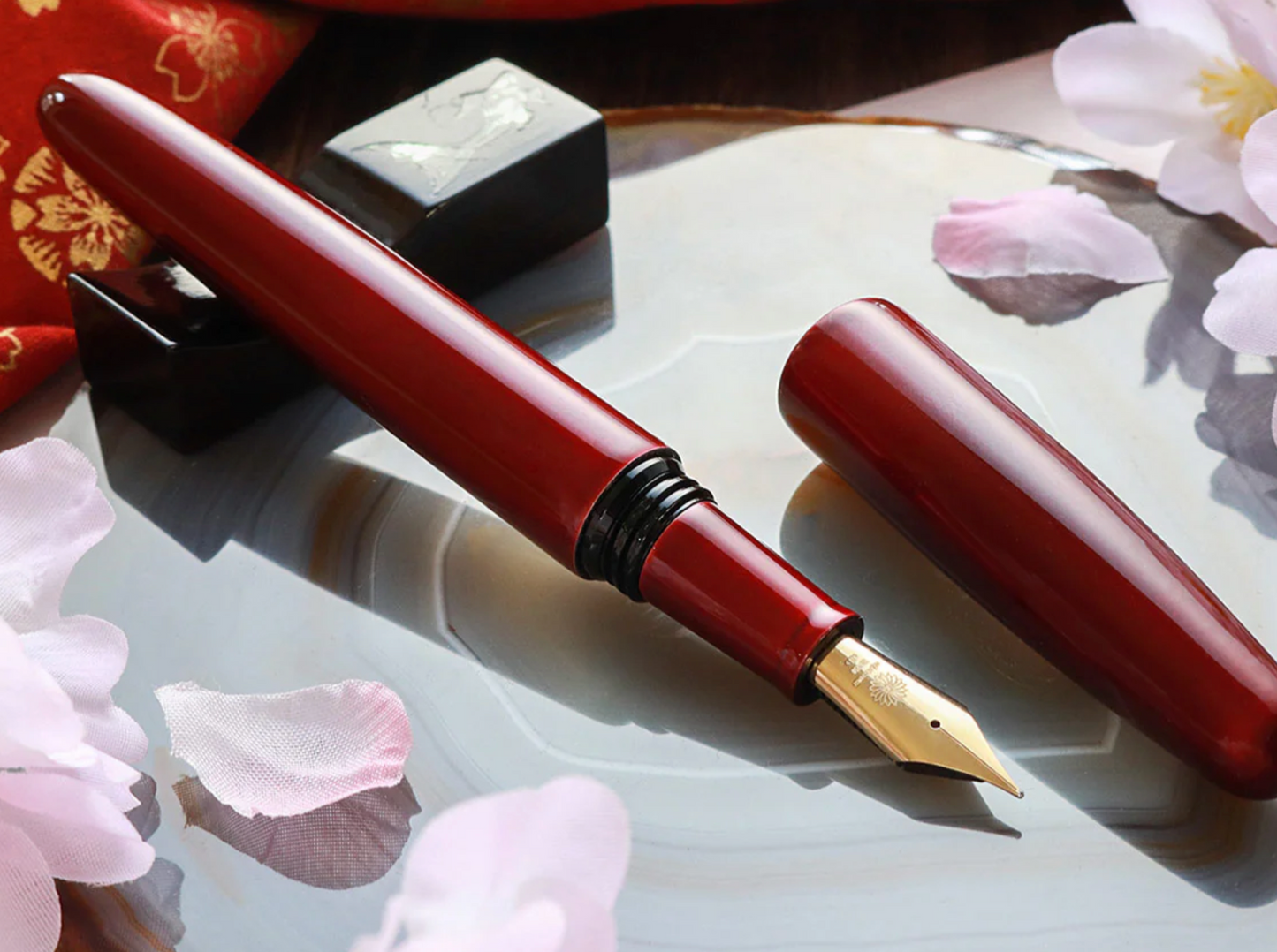 Wancher Dream Fountain Pen | AIZU URUSHI - Tamamushi-nuri