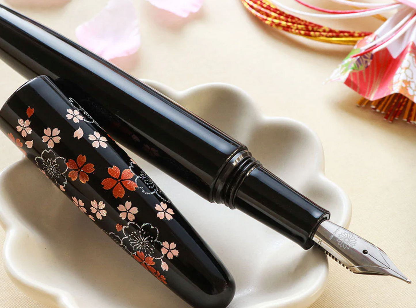 Wancher Dream Fountain Pen | Echizen Urushi - Omoide Sakura -