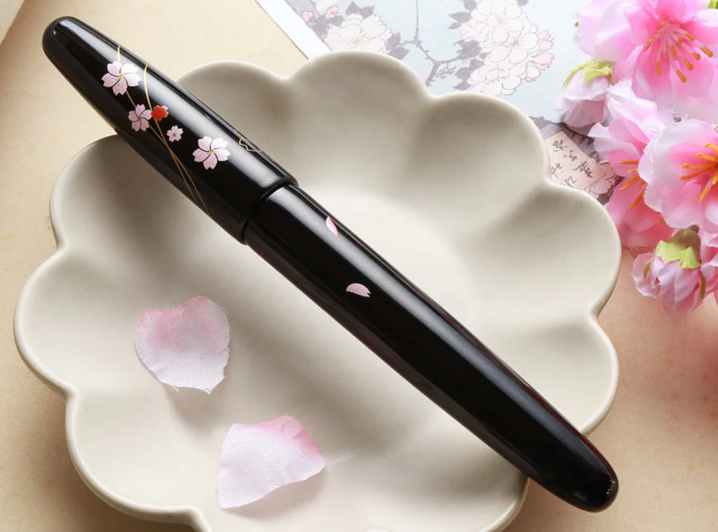 Wancher Dream Fountain Pen | Echizen Urushi - Sakura Zukiyo -