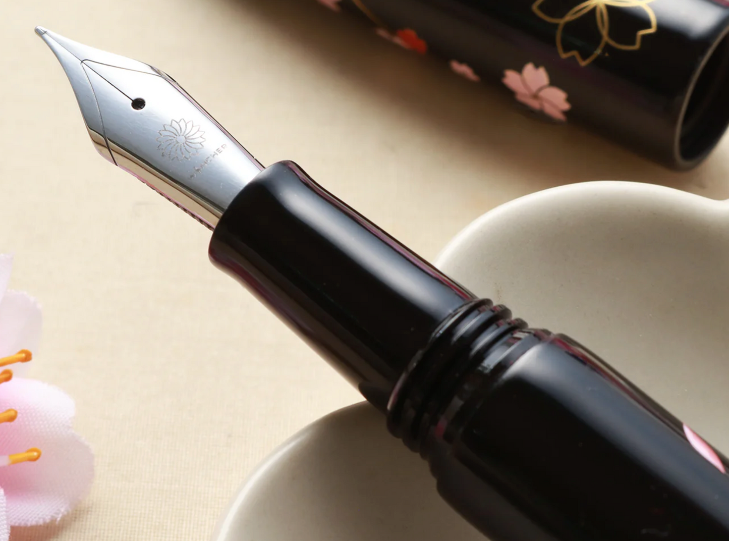 Wancher Dream Fountain Pen | Echizen Urushi - Sakura Zukiyo -