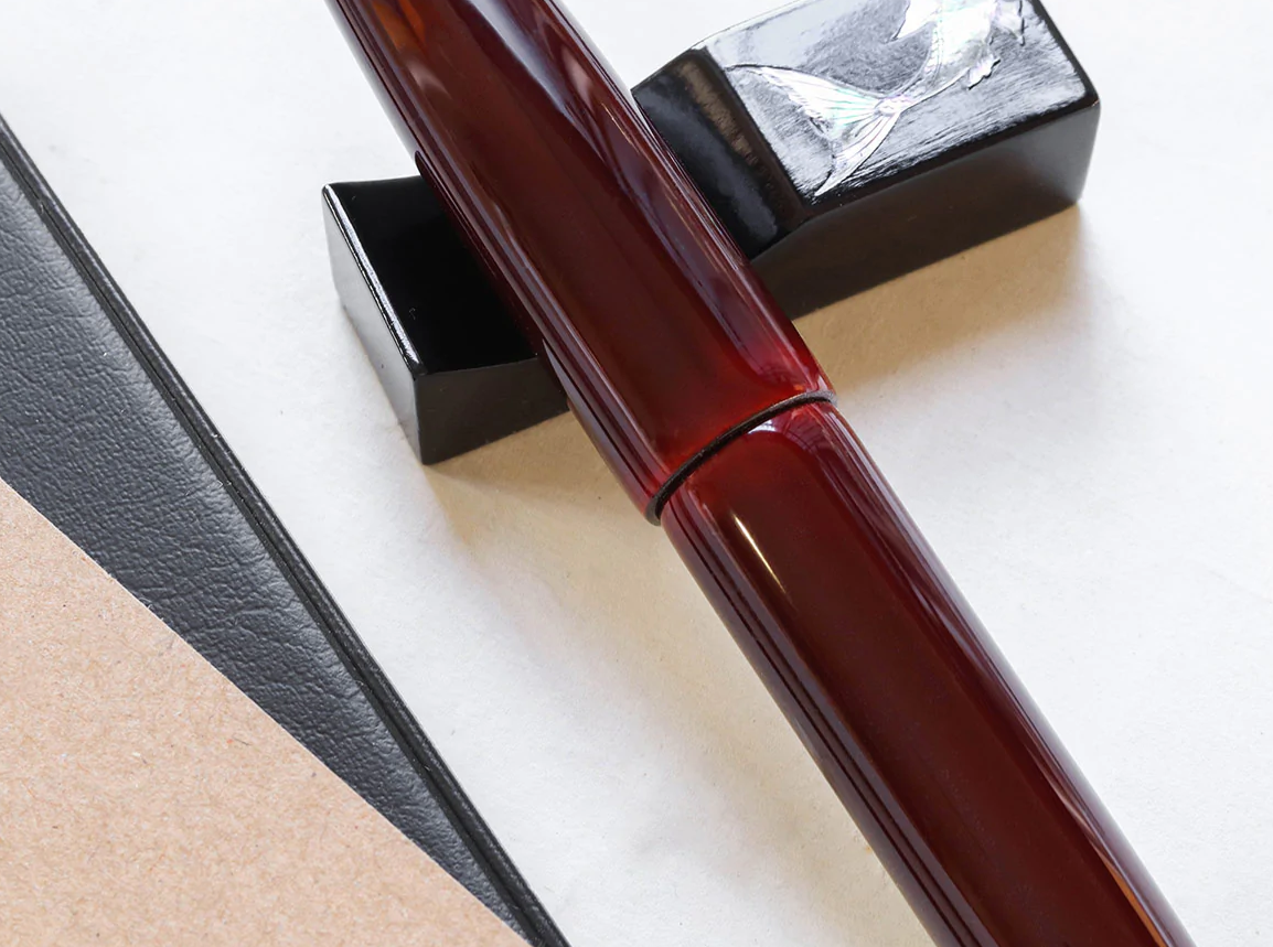 Wancher Dream Fountain Pen | TRUE URUSHI - AKA TAMENURI