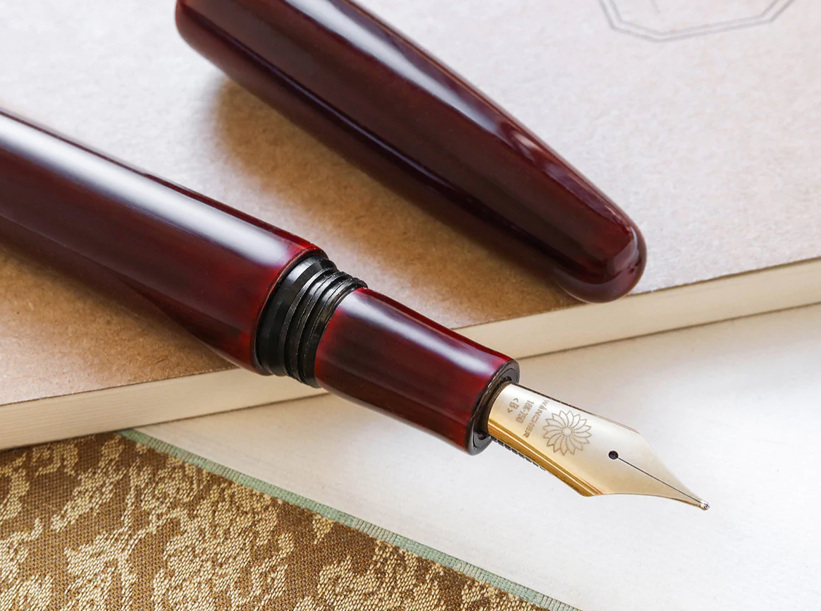 Wancher Dream Fountain Pen | TRUE URUSHI - AKA TAMENURI