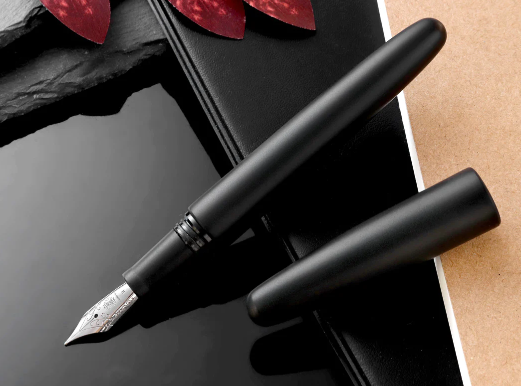 Wancher Dream Fountain Pen | TRUE EBONITE - MATT BLACK