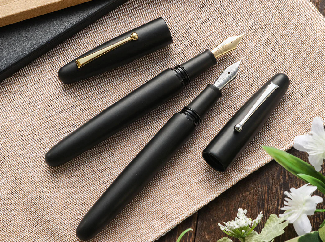 Wancher Dream Fountain Pen | TRUE EBONITE - MATT BLACK