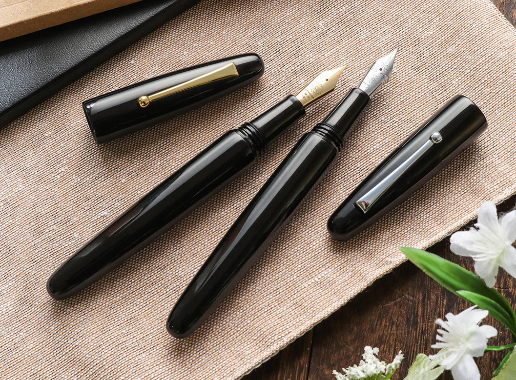 Wancher Dream Fountain Pen | TRUE EBONITE - SILK BLACK