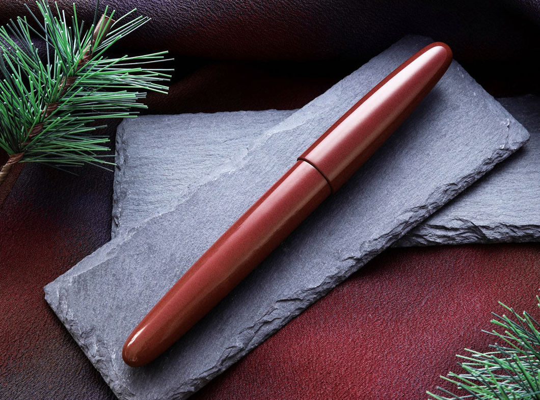 Wancher Dream Fountain Pen | TRUE EBONITE - SAND RED