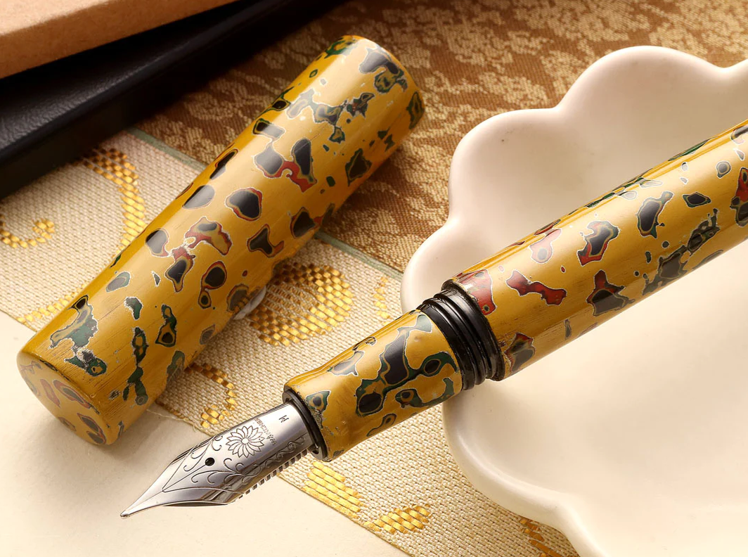 Wancher Sekai Fountain Pen | SEKAI TSUGARU URUSHI - KARASHI-AGE