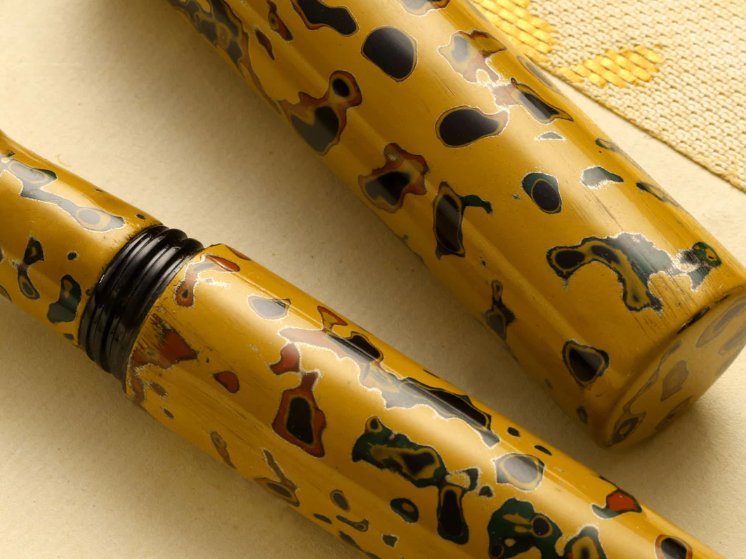 Wancher Sekai Fountain Pen | SEKAI TSUGARU URUSHI - KARASHI-AGE