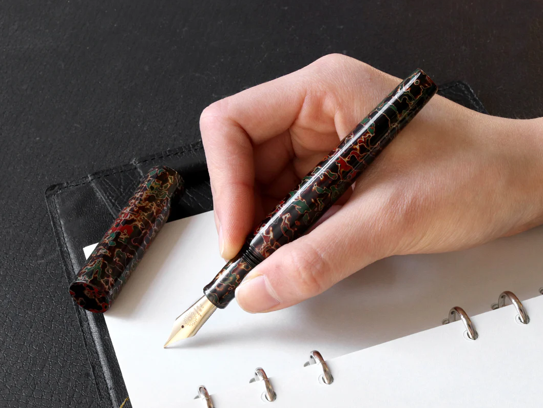 Wancher Fountain Pen | SEKAI TSUGARU URUSHI - KURO-AGE