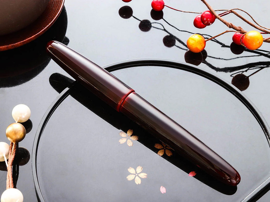 Wancher Dream Fountain Pen | TRUE URUSHI - KURO TAMENURI