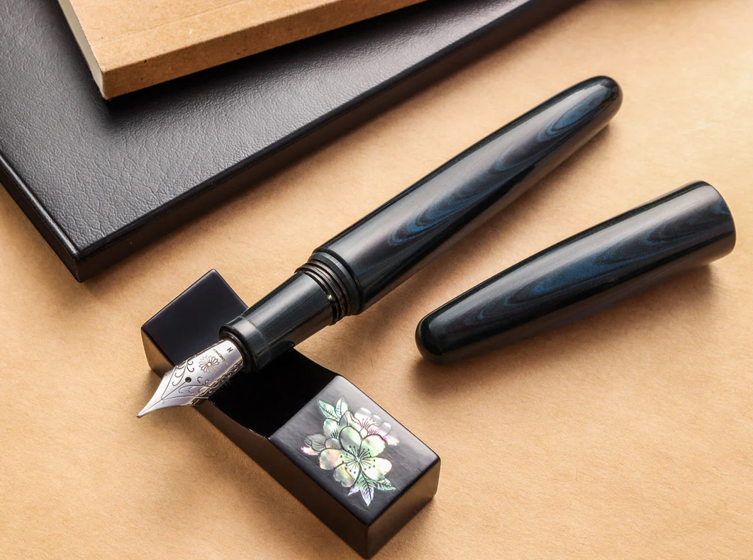 Wancher Dream Fountain Pen | TRUE EBONITE - MARBLE BLUE