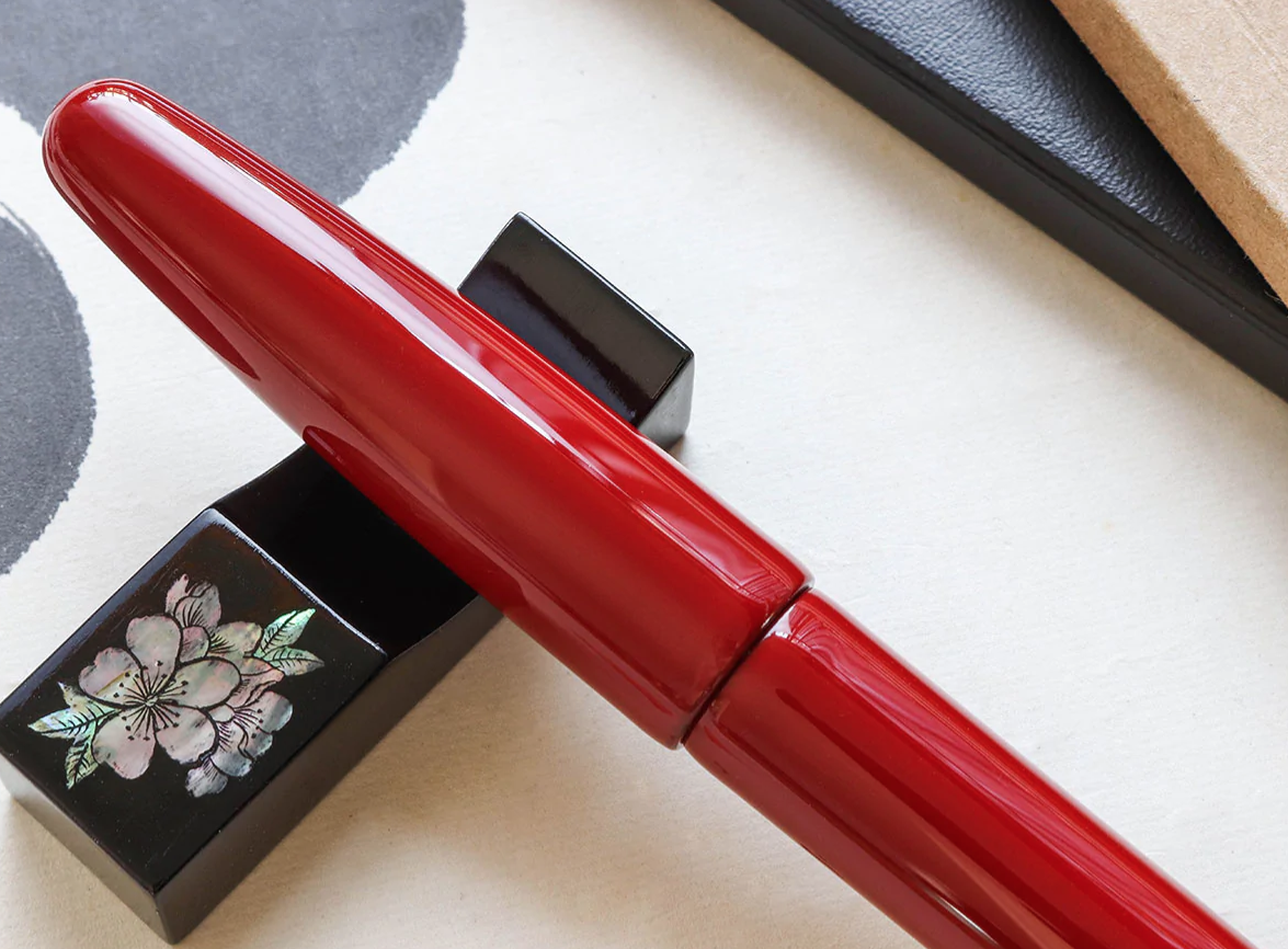 Wancher Dream Fountain Pen | TRUE URUSHI - RED