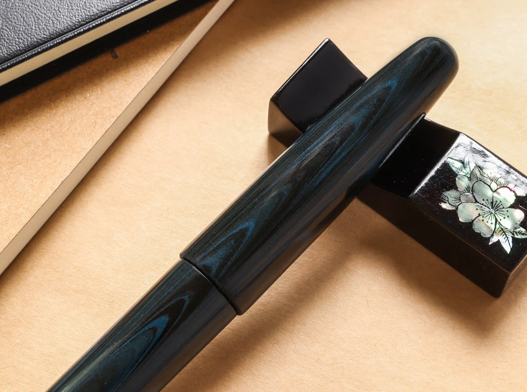 Wancher Dream Fountain Pen | TRUE EBONITE - MARBLE BLUE