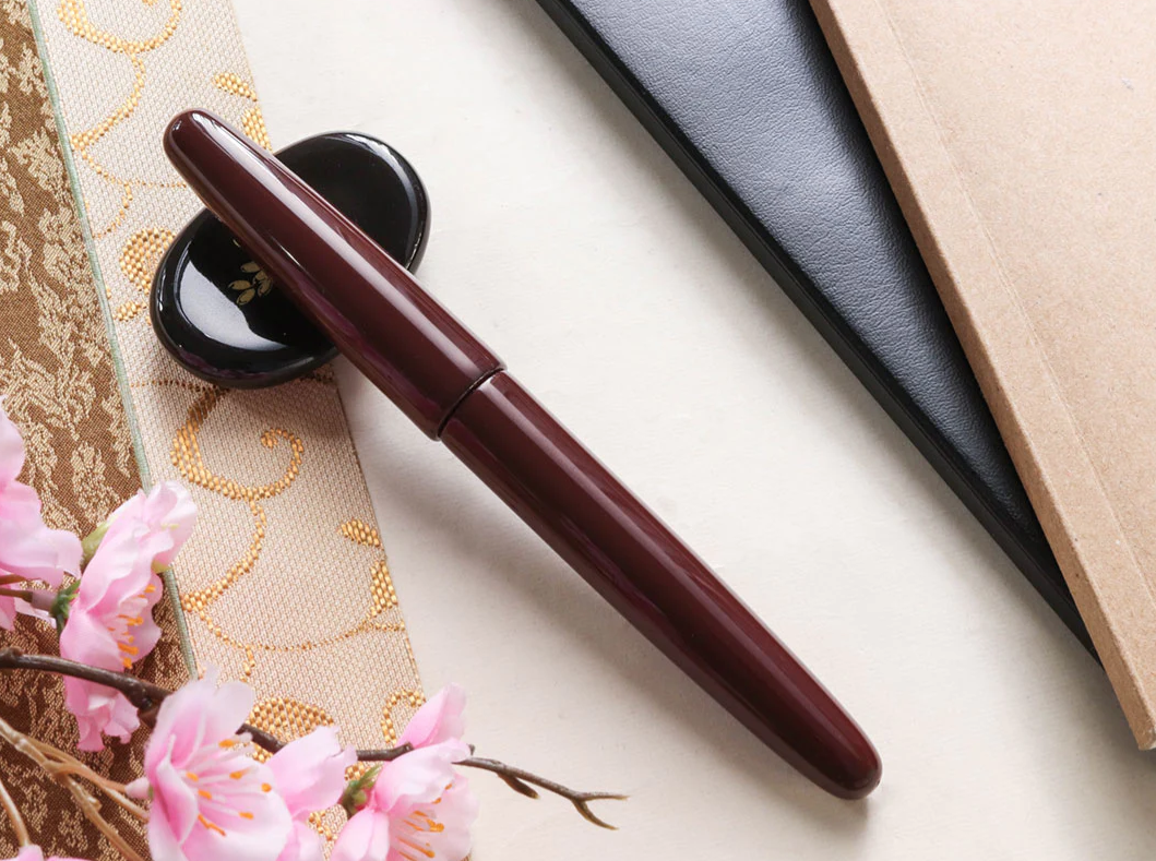 Wancher Dream Fountain Pen | TRUE URUSHI - PURPLE