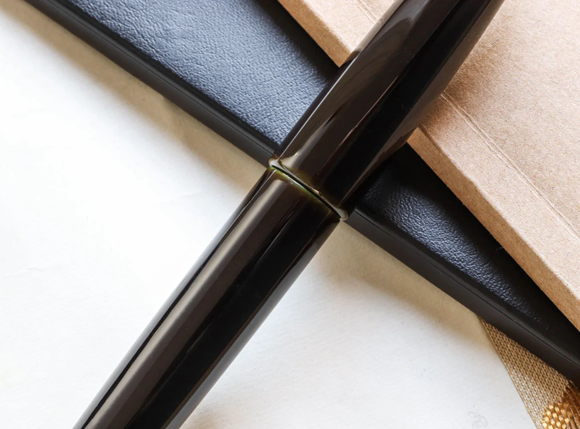 Wancher Dream Fountain Pen | TRUE URUSHI - MIDORI TAMENURI