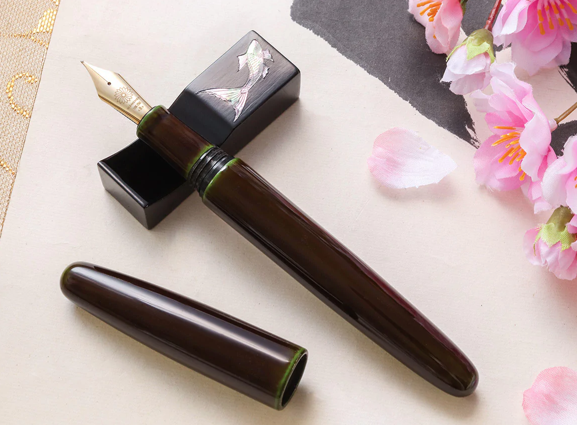 Wancher Dream Fountain Pen | TRUE URUSHI - HEKI TAMENURI