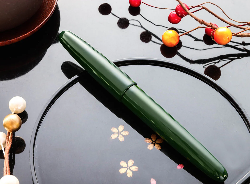 Wancher Dream Fountain Pen | TRUE URUSHI - GREEN