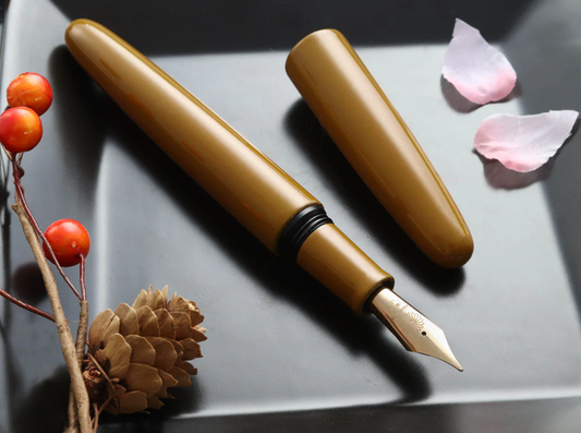 Wancher Dream Fountain Pen | TRUE URUSHI - YELLOW